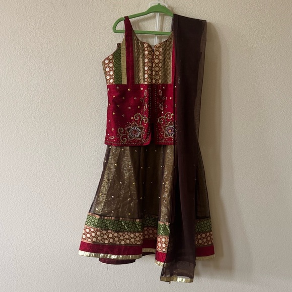 NWT Girls 3-piece Lengha Set Indian size 28 (7-8 years old) - Picture 1 of 8